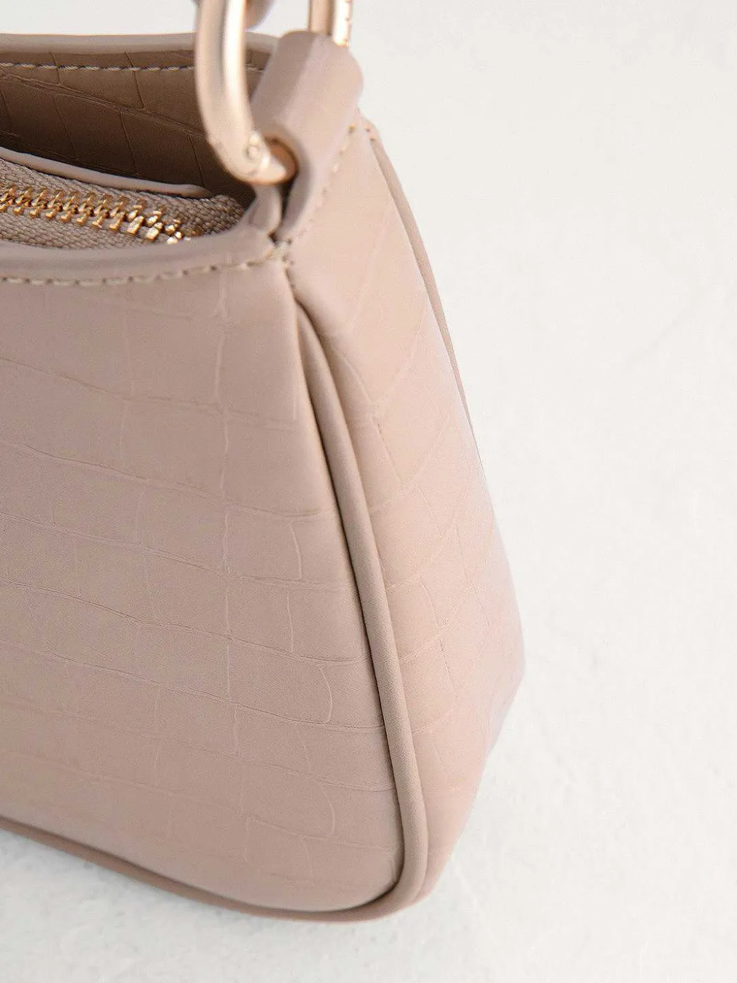 Acrylic Embellished Croc-Effect Embossed Shoulder Bag<PEDRO