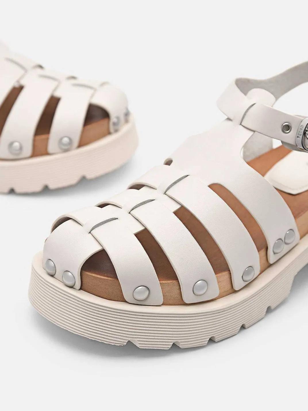 Alia Studded Clogs<PEDRO Outlet