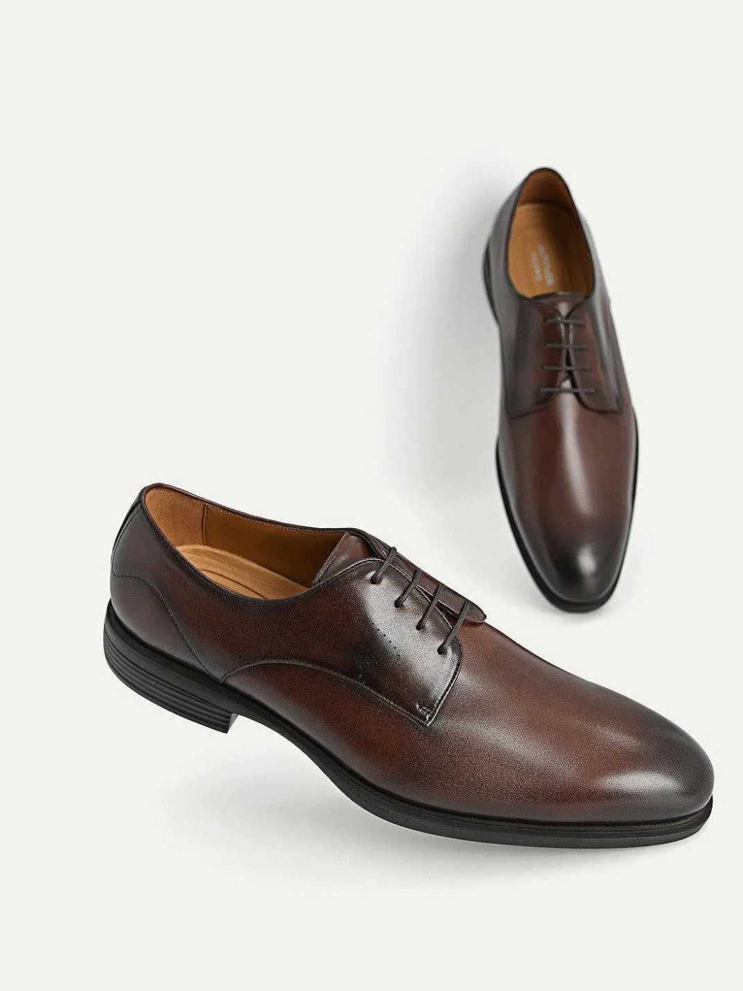 Altitude Leather Derby Shoes<PEDRO