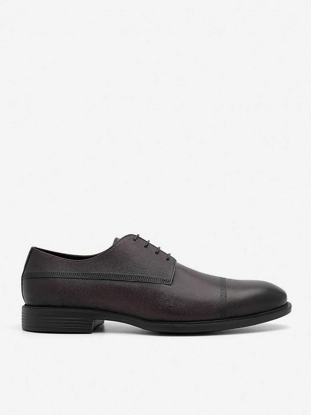 Altitude Lightweight Embossed Derby Shoes<PEDRO Clearance