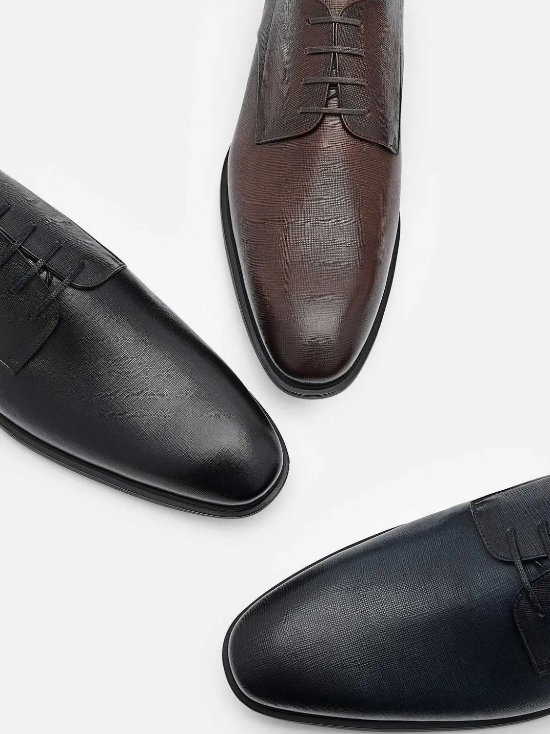 Altitude Lightweight Leather Derby Shoes<PEDRO New
