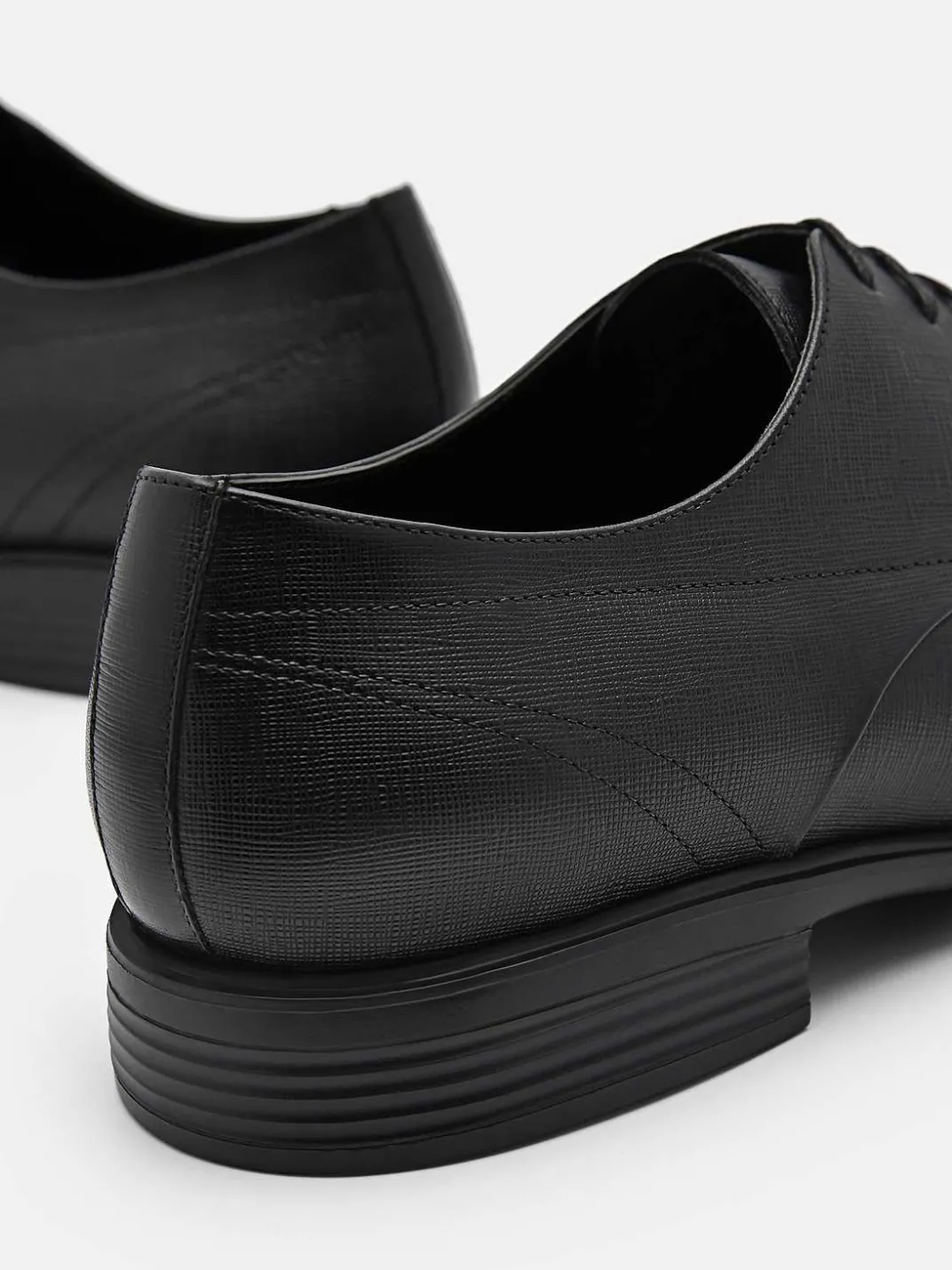 Altitude Lightweight Leather Derby Shoes<PEDRO Hot