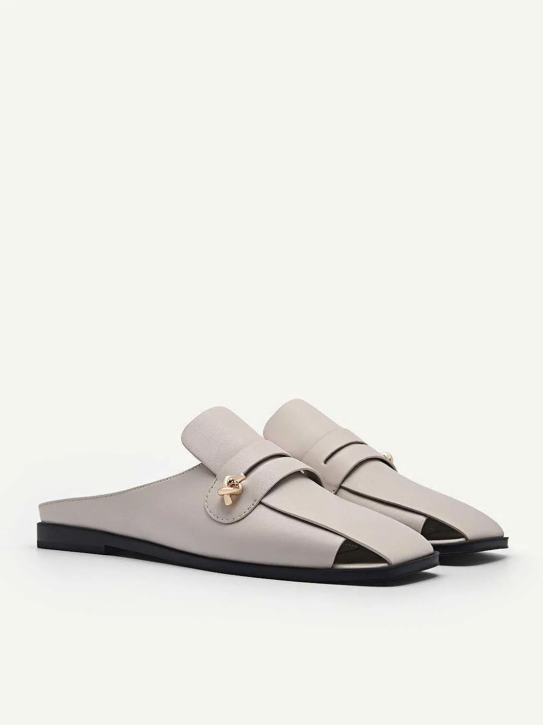 Carolyn Penny Mules<PEDRO