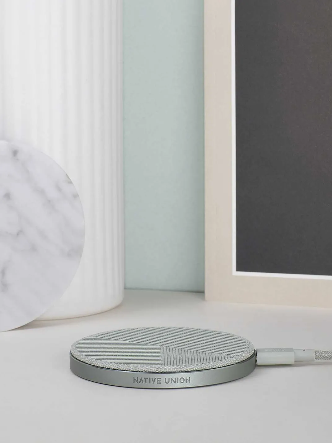Drop Wireless Charger<PEDRO Online