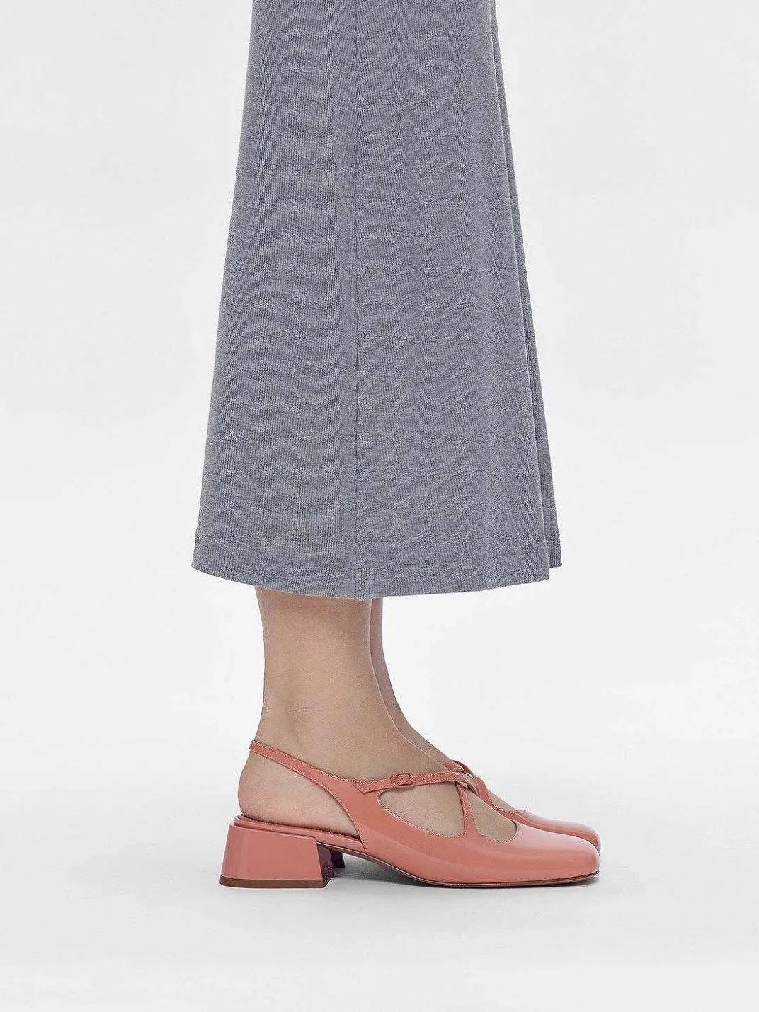 Effie Leather Mary Jane Pumps<PEDRO Online