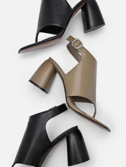 Este Leather Heel Sandals<PEDRO Hot