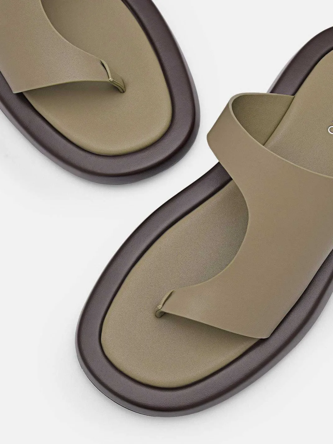 Este Thong Sandals<PEDRO Clearance