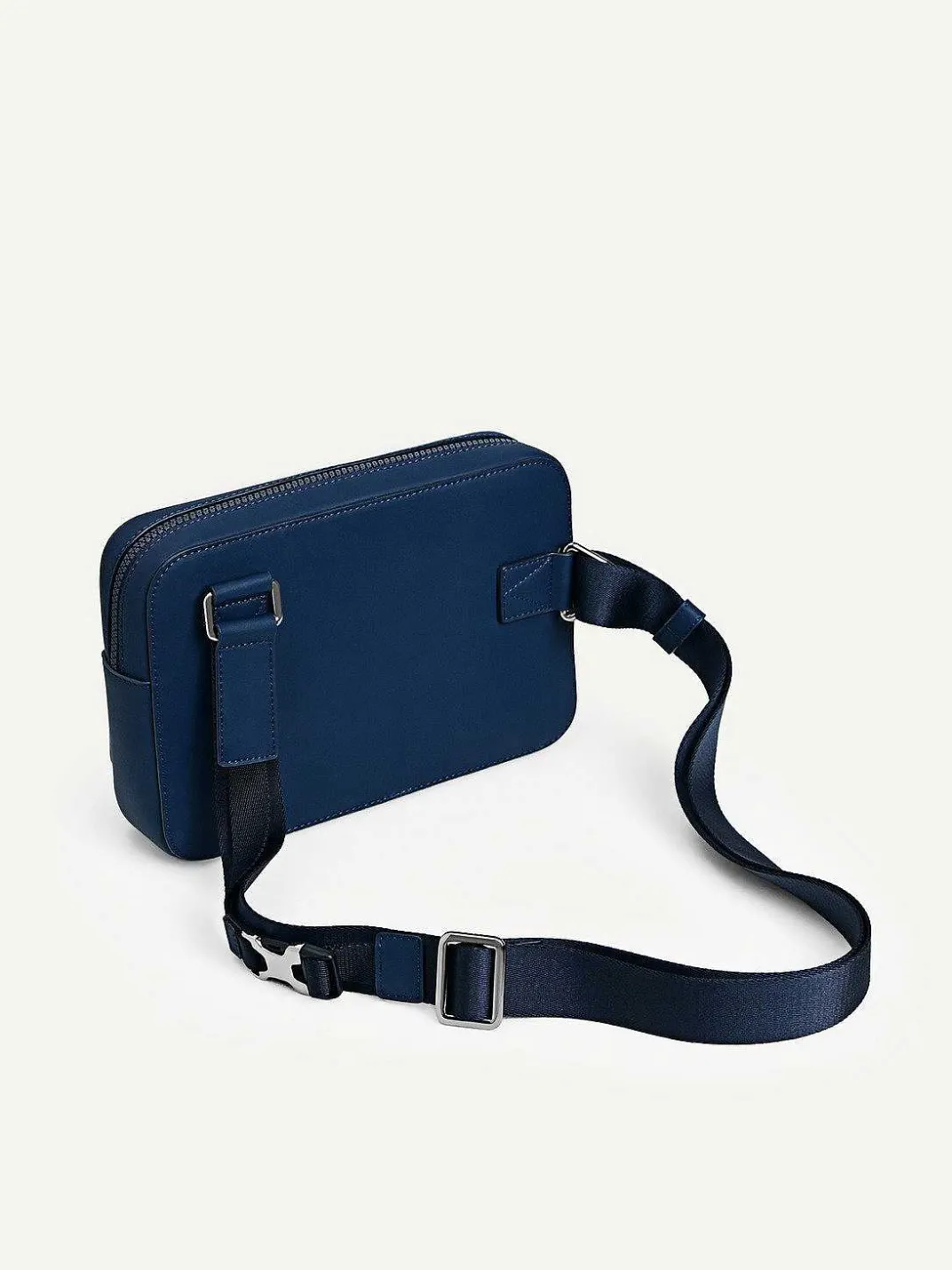 Flynn Casual Sling Bag<PEDRO New