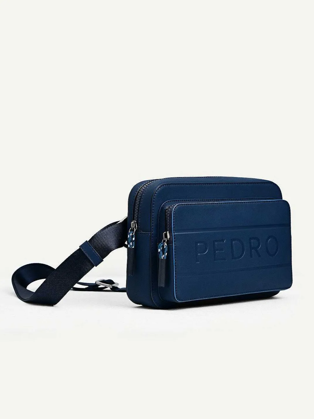 Flynn Casual Sling Bag<PEDRO New