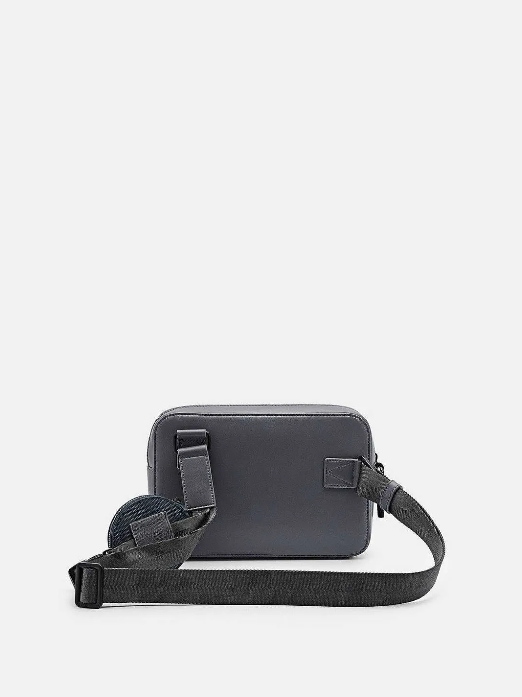 Flynn Casual Sling Bag<PEDRO