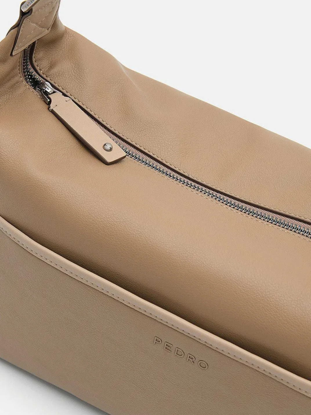 Francis Sling Bag<PEDRO Online