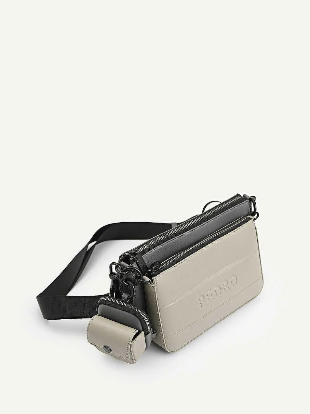 Frank Sling Bag With Earphone Holder<PEDRO Outlet