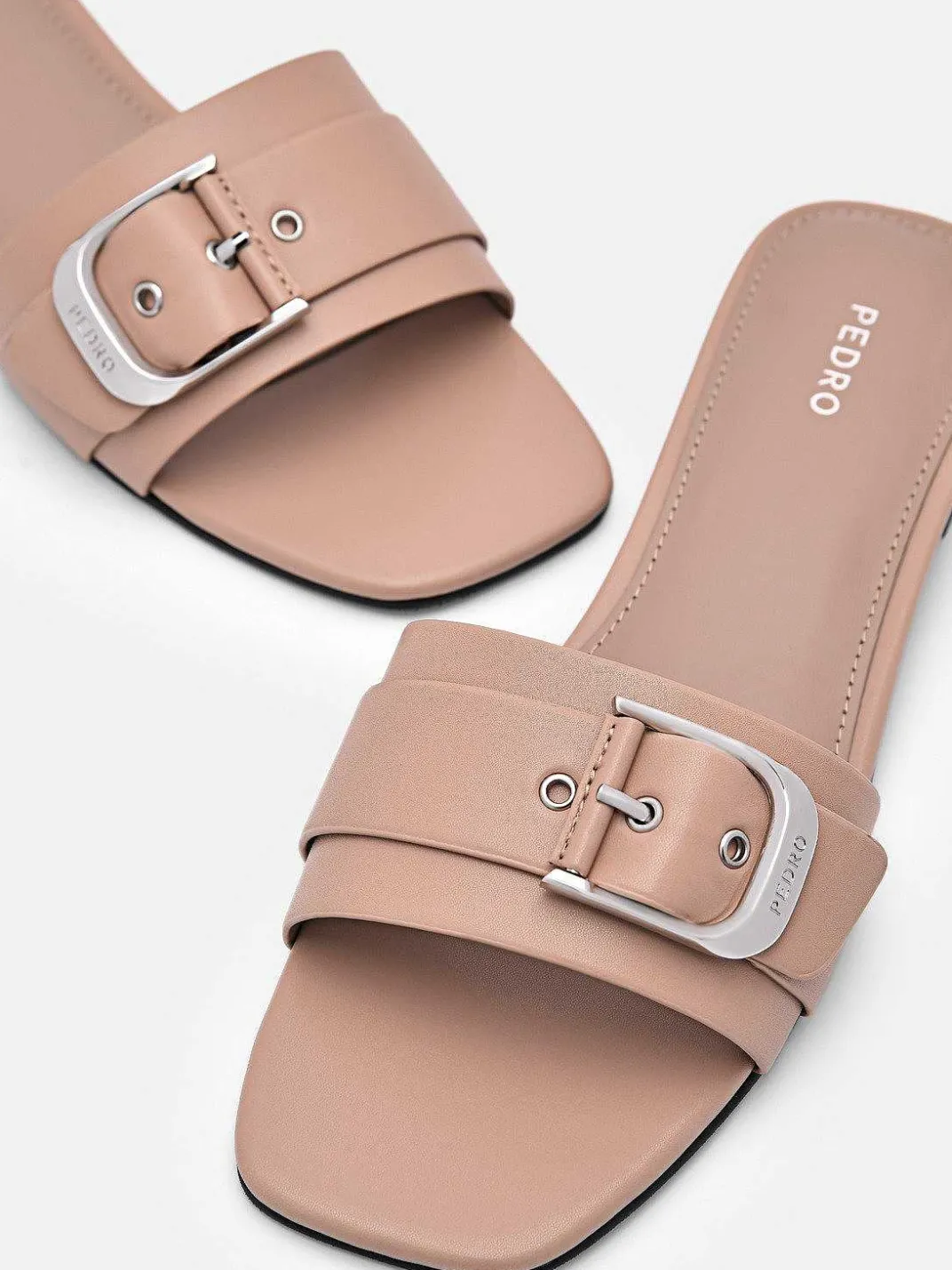 Helix Buckle Sandals<PEDRO Online