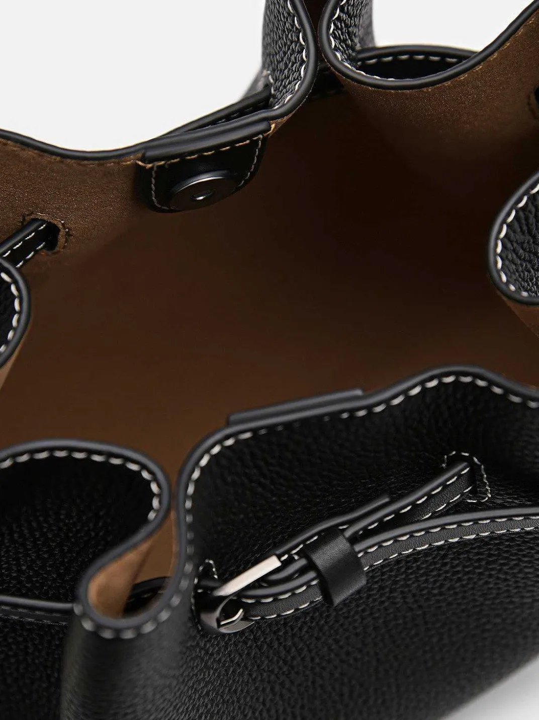 Helix Leather Bucket Bag<PEDRO Hot
