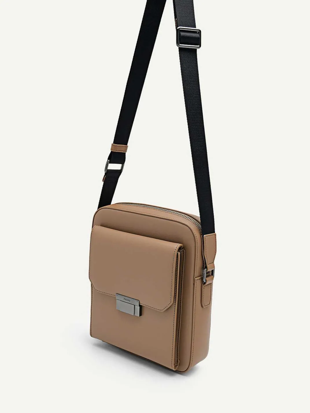 Henry Leather Sling Bag<PEDRO
