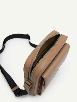 Henry Leather Sling Bag<PEDRO