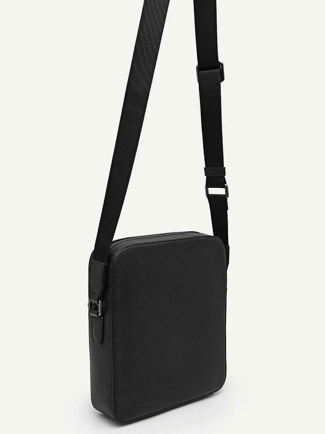 Henry Leather Sling Bag<PEDRO