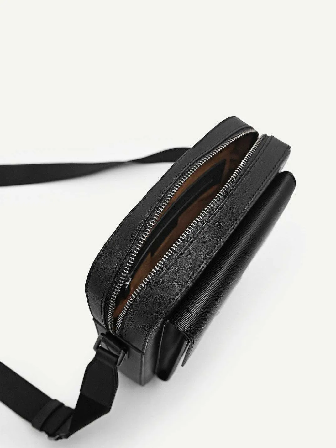 Henry Leather Sling Bag<PEDRO