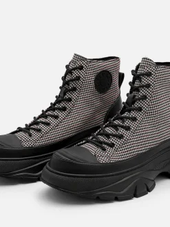 Hybrix Lace-Up Boots<PEDRO New