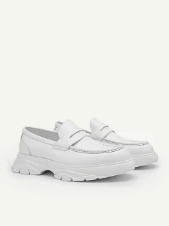 Hybrix Leather Penny Loafers<PEDRO New