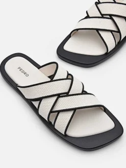 Izzie Flat Sandals<PEDRO Hot