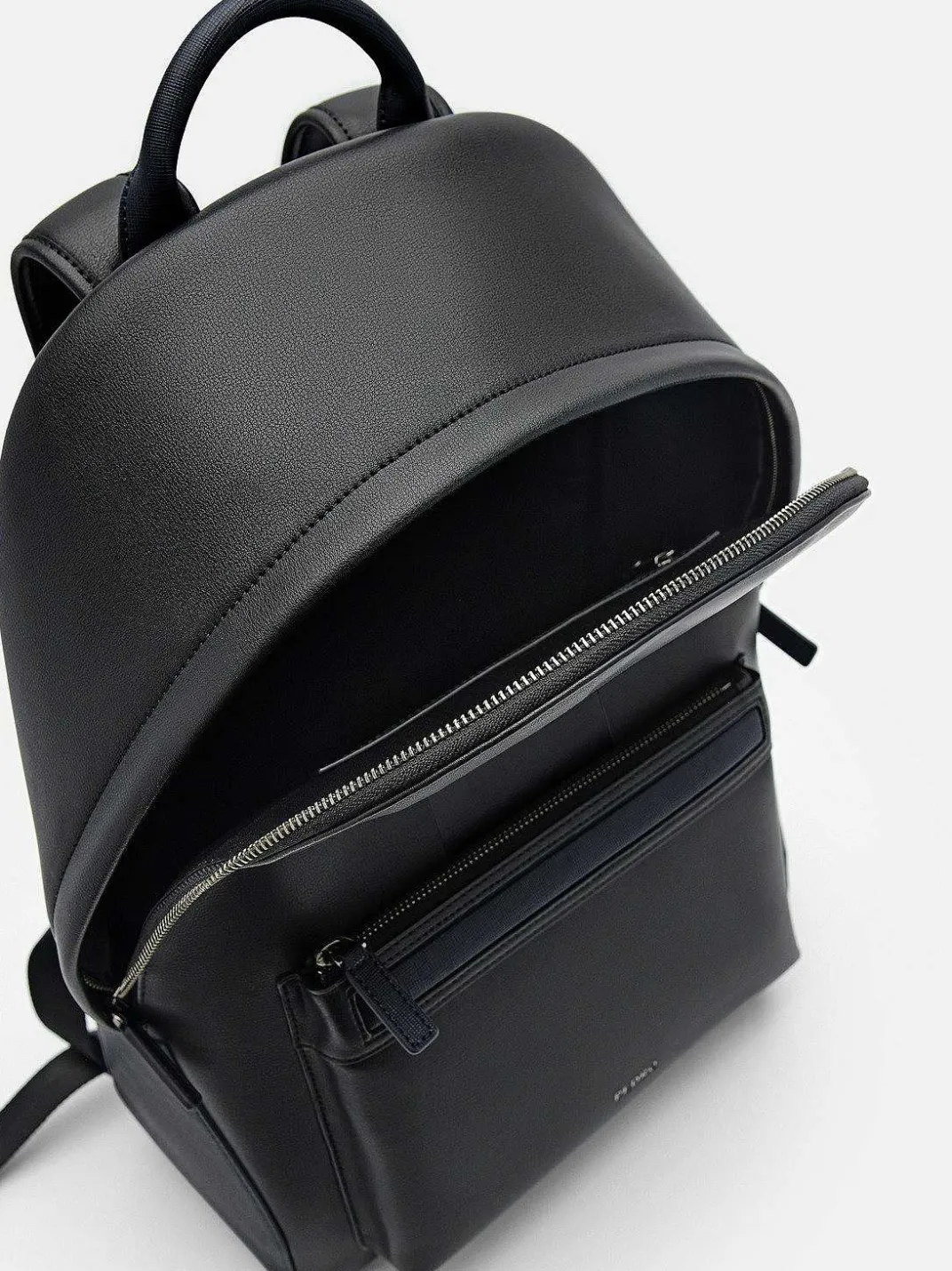 James Backpack<PEDRO Online