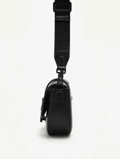 Kane Sling Bag<PEDRO