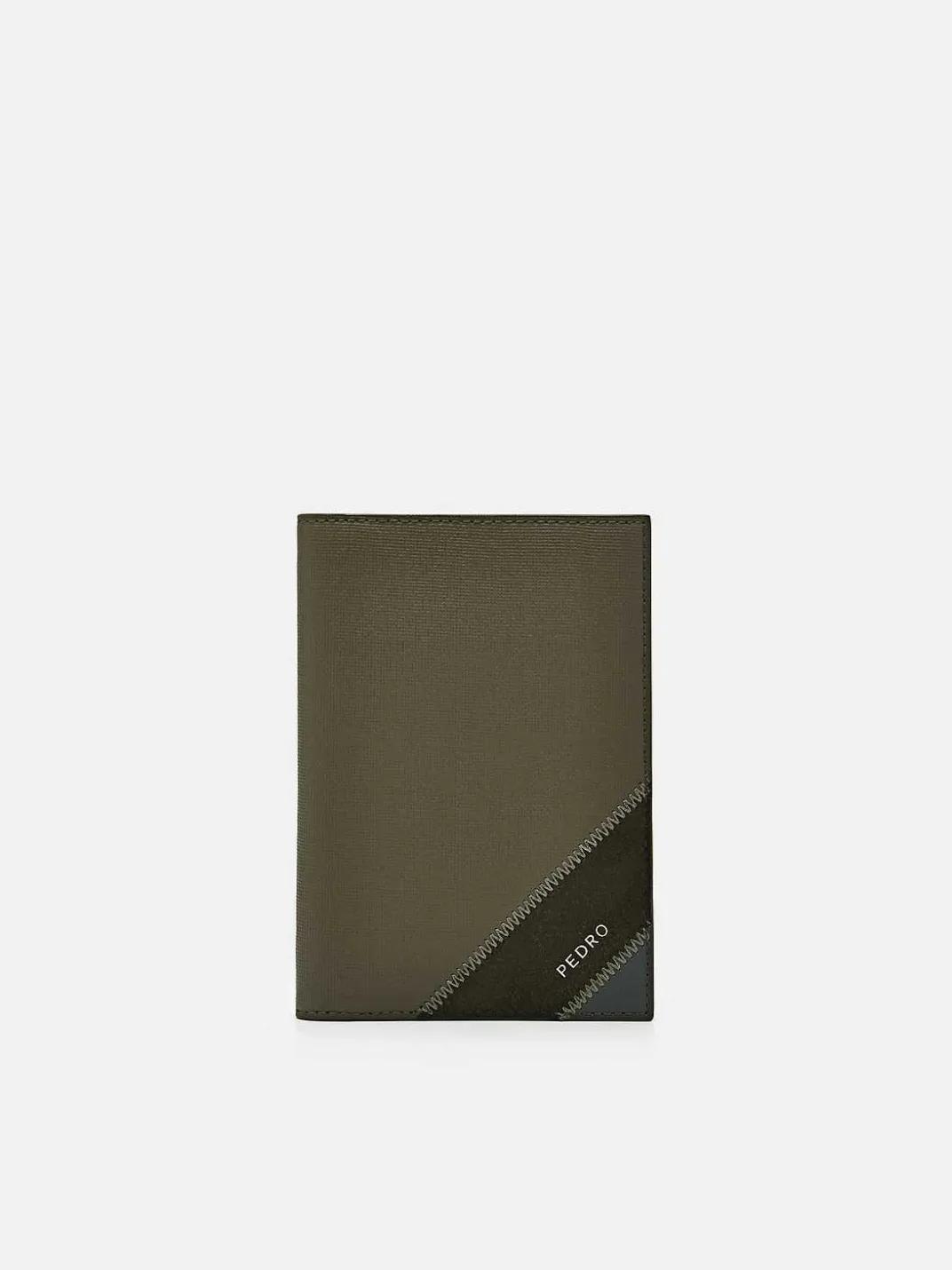Leather Bi-Fold Passport Holder<PEDRO New