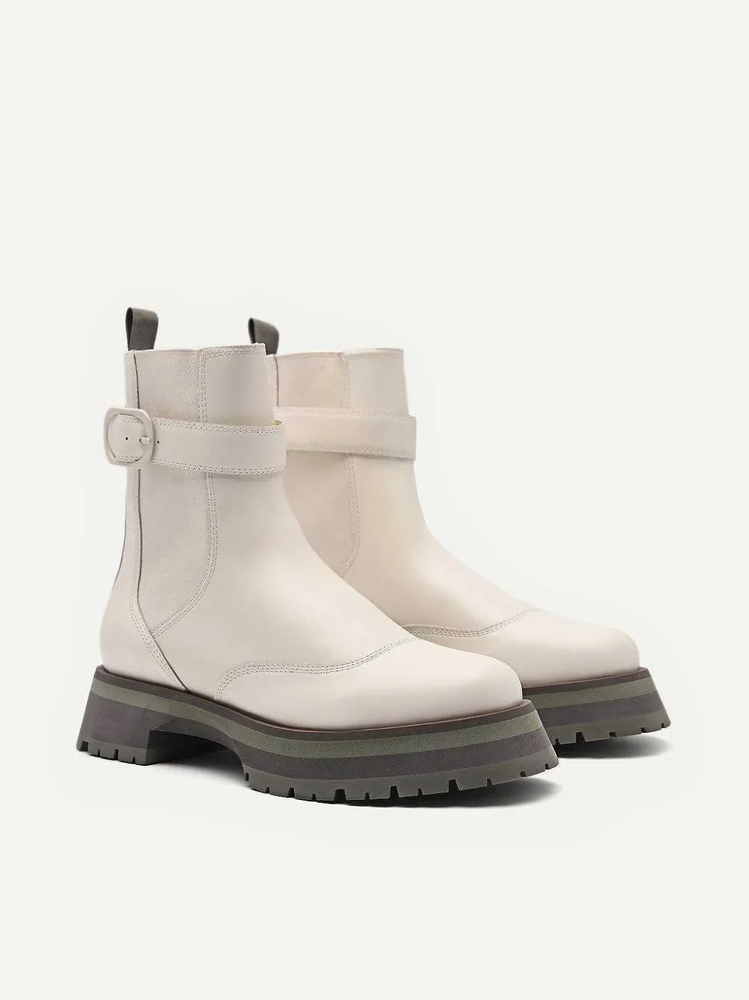Leather Buckled Chelsea Boots<PEDRO