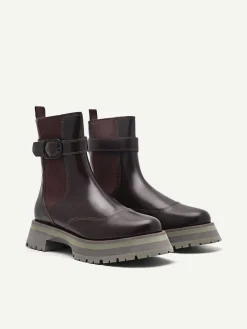 Leather Buckled Chelsea Boots<PEDRO