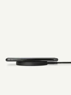 Leather Drop Wireless Charger<PEDRO New
