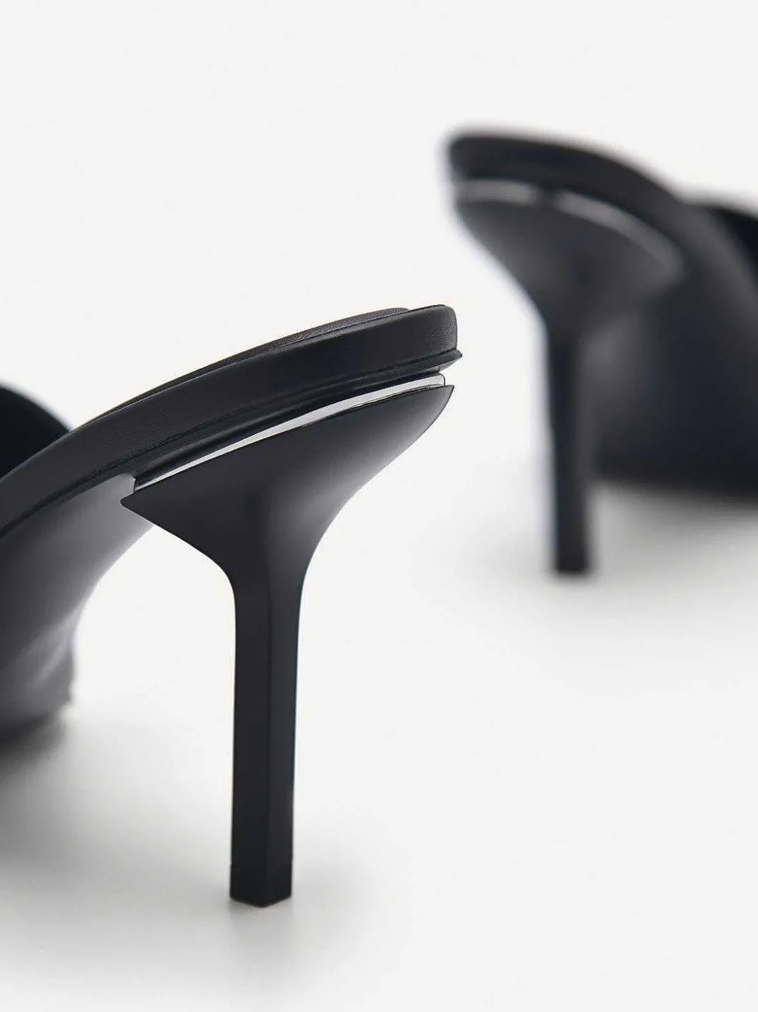 Maria Leather Heel Sandals<PEDRO New