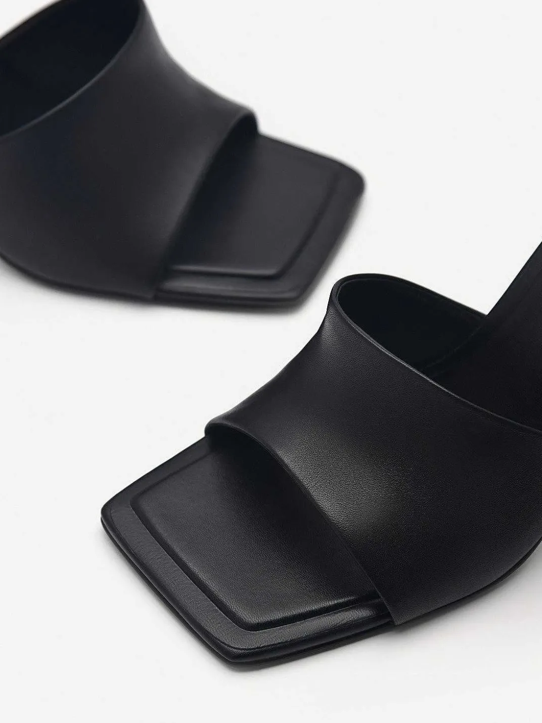 Maria Leather Heel Sandals<PEDRO New