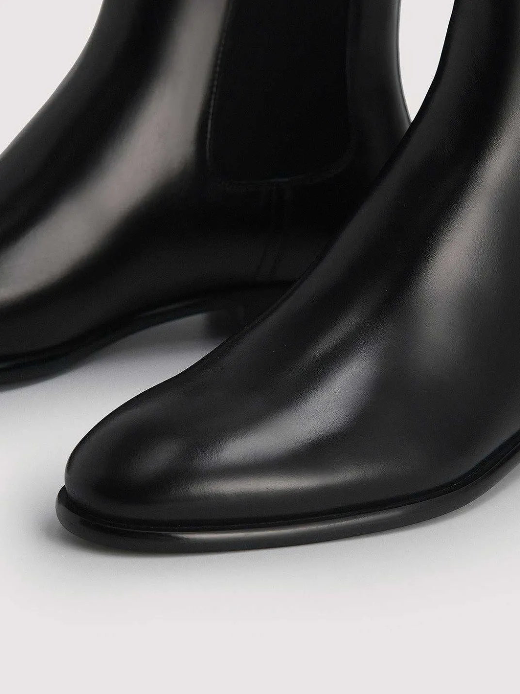 Meg Leather Chelsea Boots<PEDRO Best