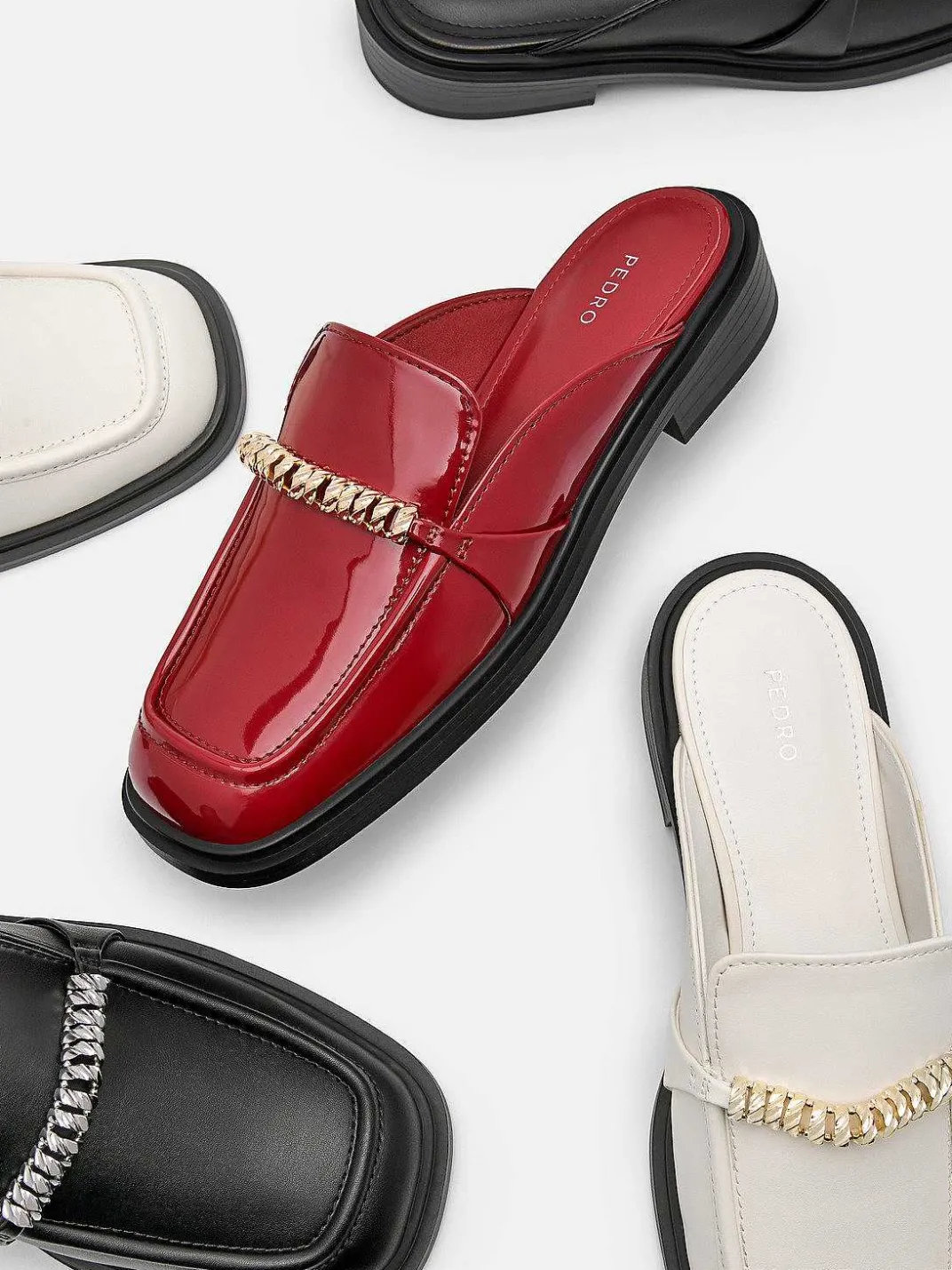 Mia Chain Mules<PEDRO Online
