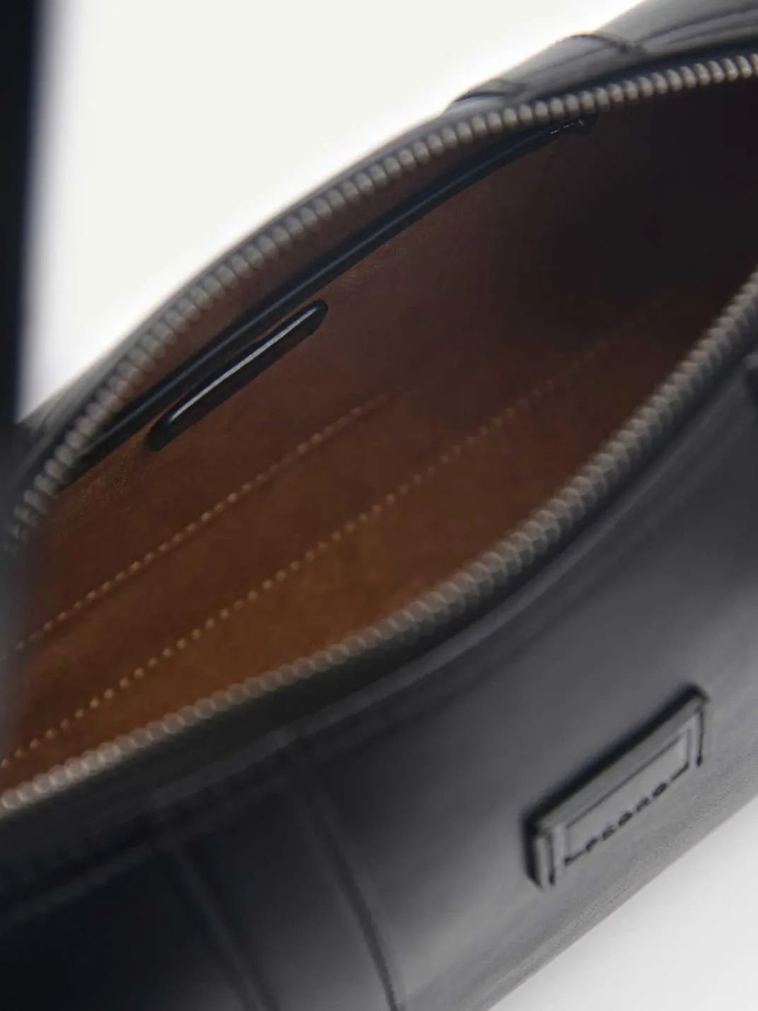 Monochrome Crossbody Bag<PEDRO Clearance