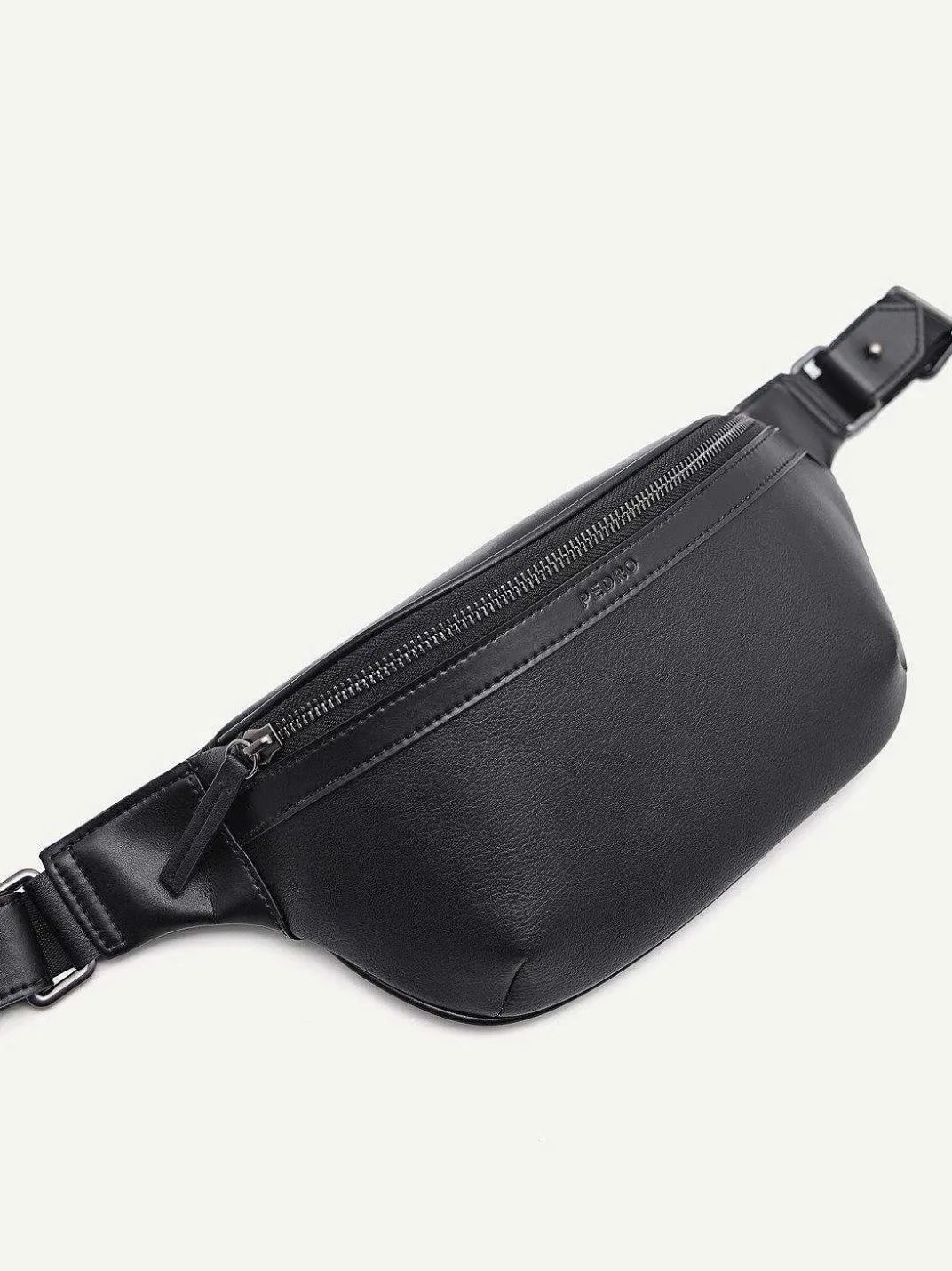 Monochrome Sling Pouch<PEDRO Online