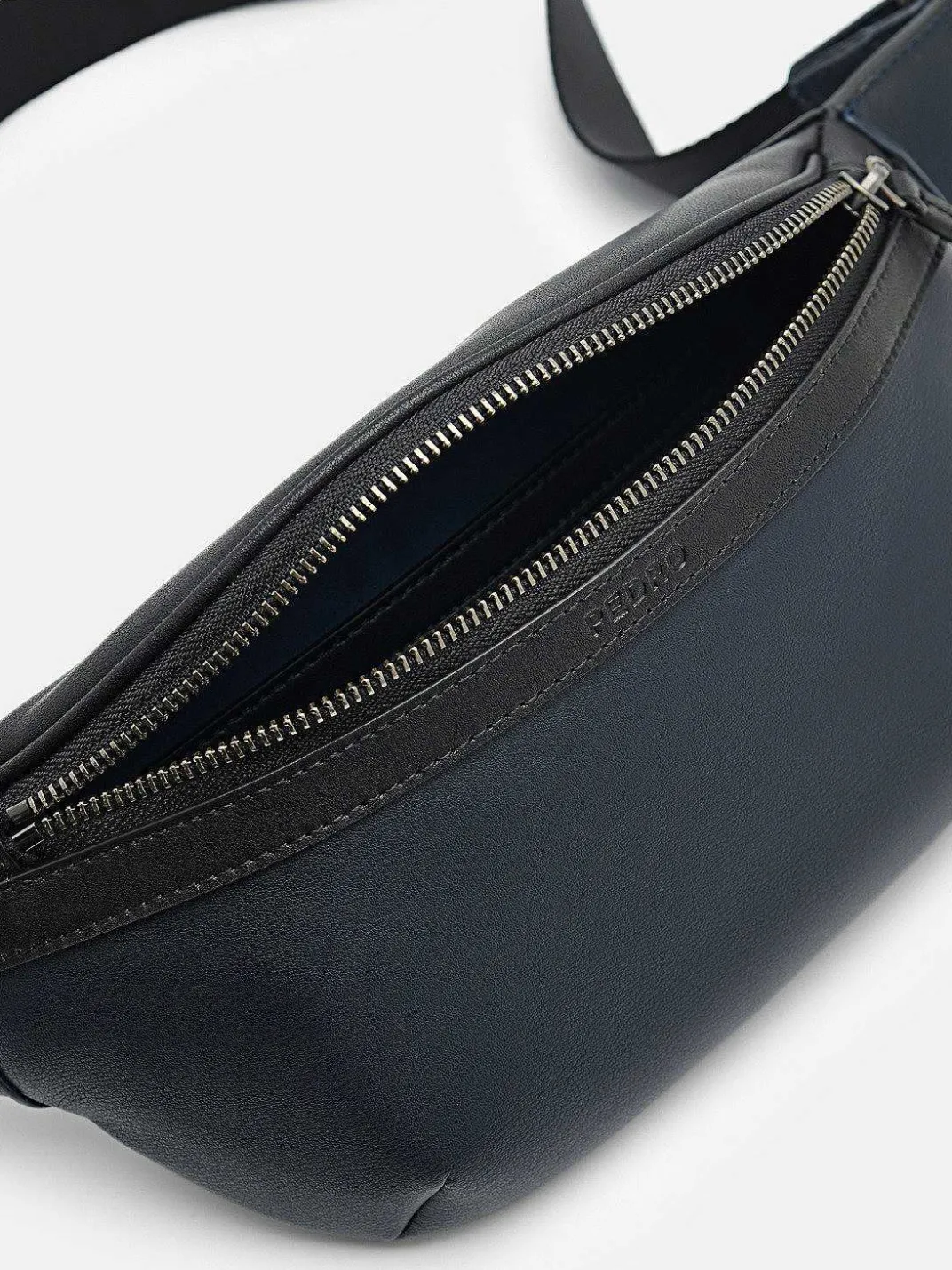 Monochrome Sling Pouch<PEDRO Outlet