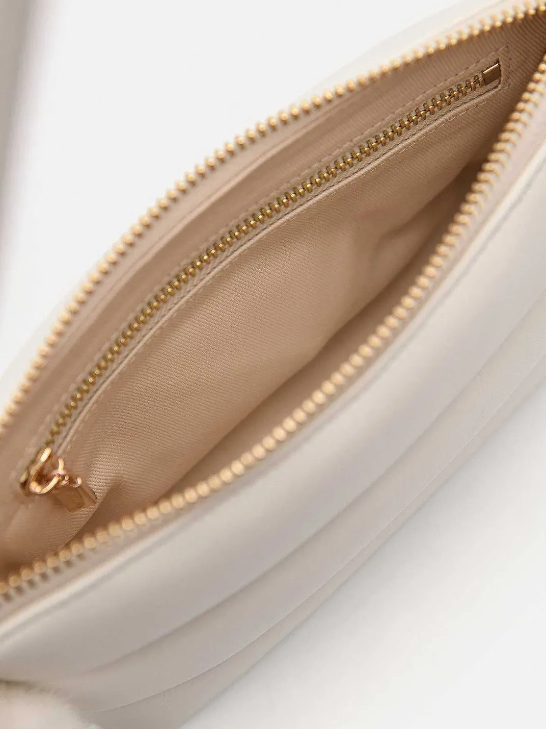 Padded Pouch With Fur Charm<PEDRO Hot