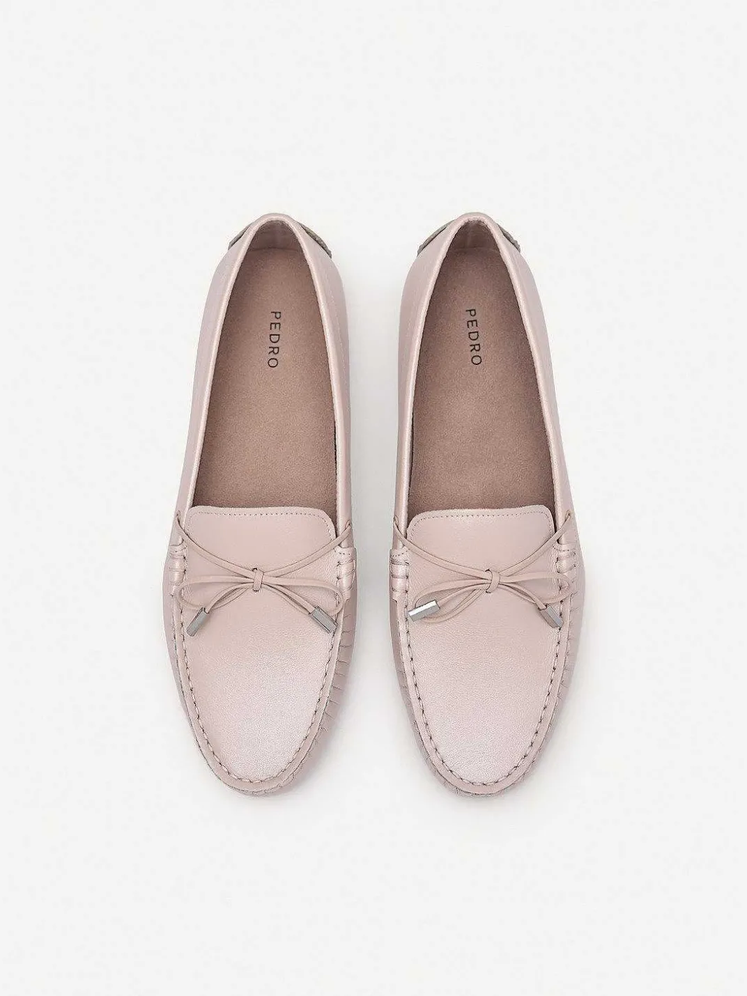 Pearlized Calf Leather Bow Driving Shoes<PEDRO Sale