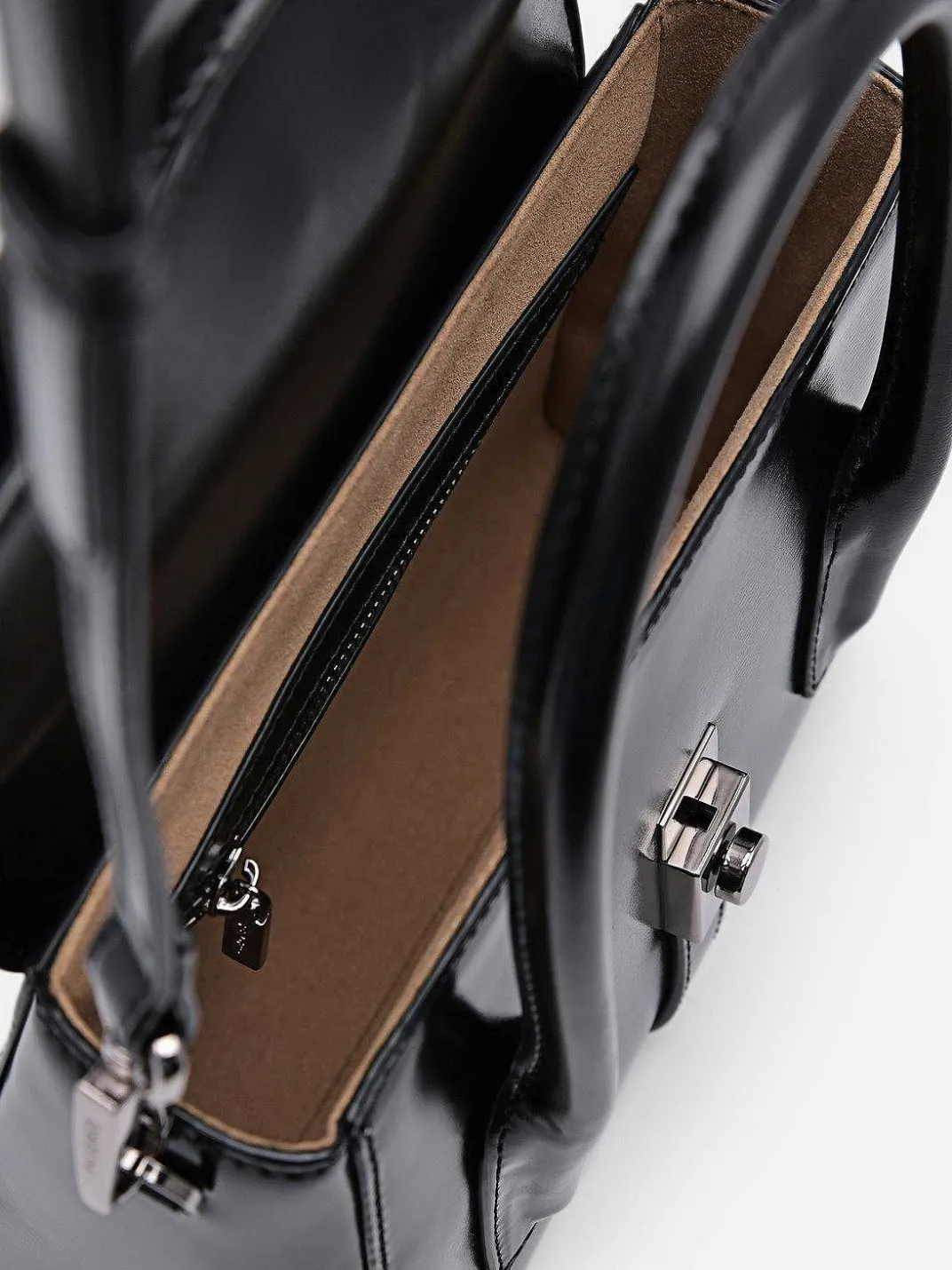 Studio Farida Leather Compact Handbag<PEDRO