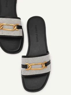 Studio Jeanne Flats<PEDRO