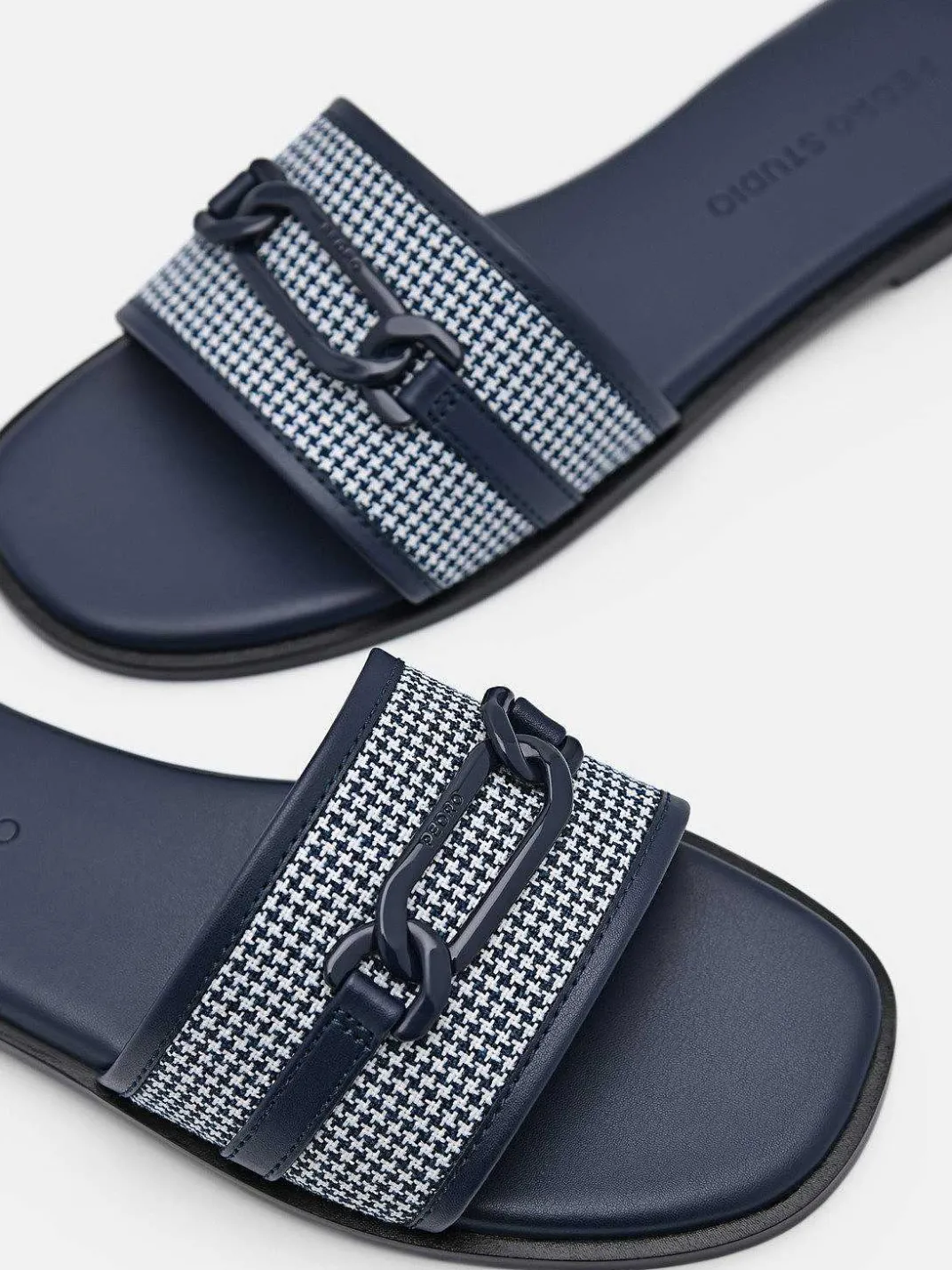 Studio Jeanne Flats<PEDRO Clearance