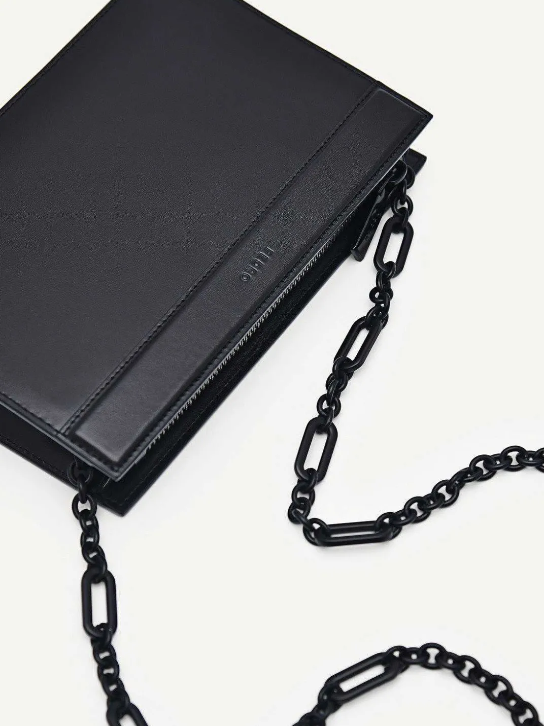 Studio Leather Travel Organizer<PEDRO Clearance