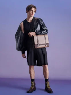 Rainier Messenger Bag<PEDRO