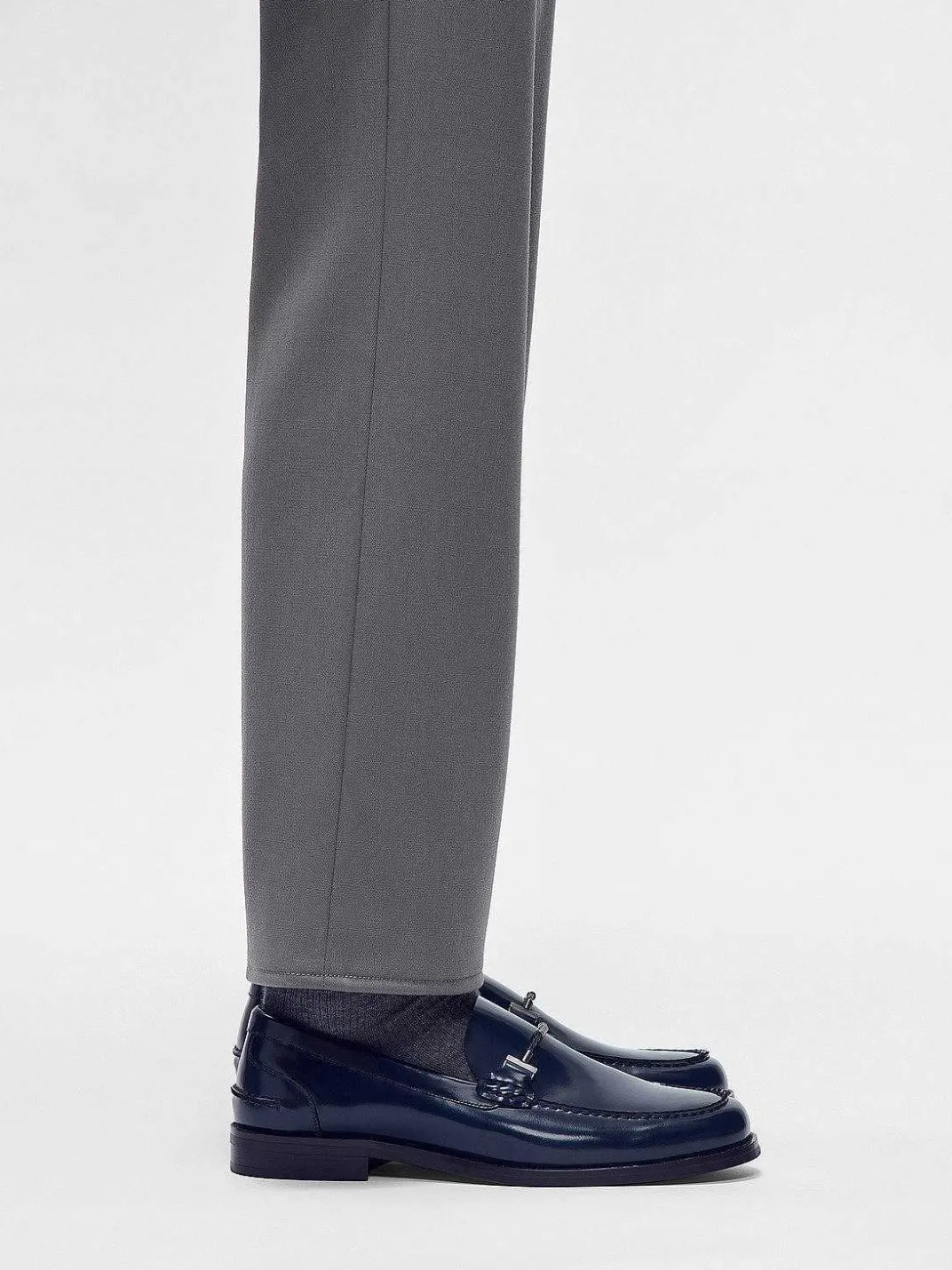 Robert Leather Horsebit Loafers<PEDRO New