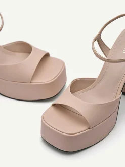 Selma Platform Heel Sandals<PEDRO New