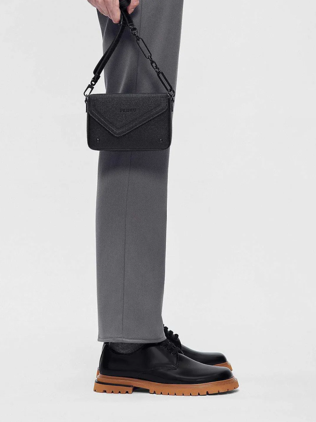 Taper Leather Boxy Sling Bag<PEDRO Outlet