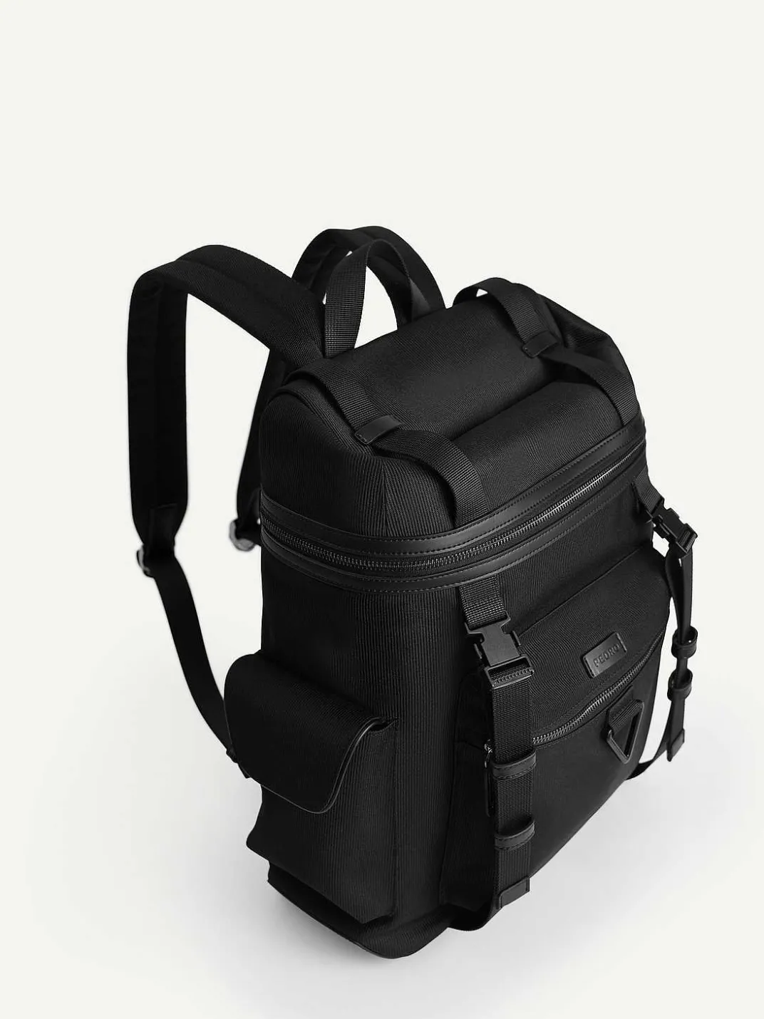 Utilitarian Backpack<PEDRO