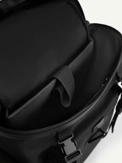 Utilitarian Backpack<PEDRO
